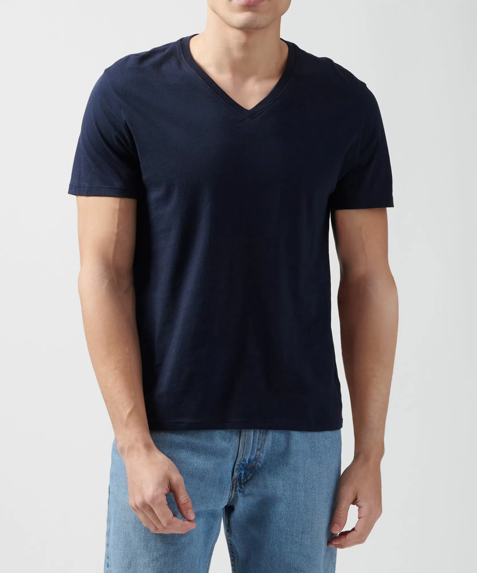 ATM Anthony Thomas Melillo T-Shirts | Classic Jersey V-Neck Tee -