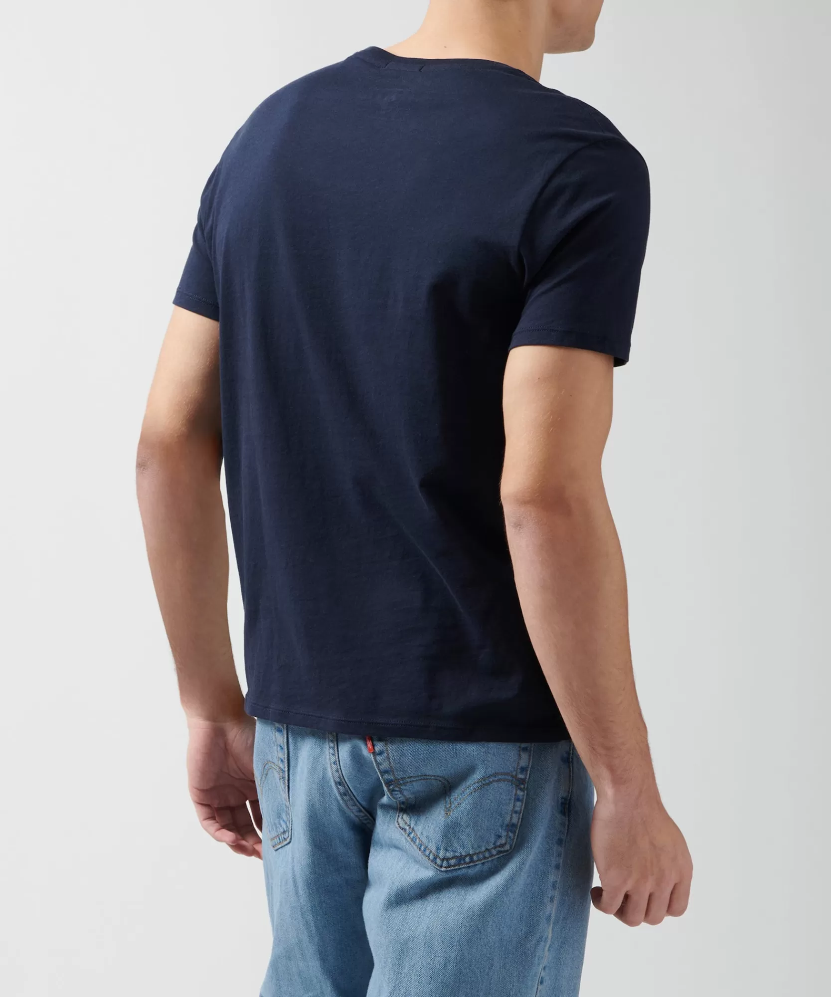 ATM Anthony Thomas Melillo T-Shirts | Classic Jersey V-Neck Tee -