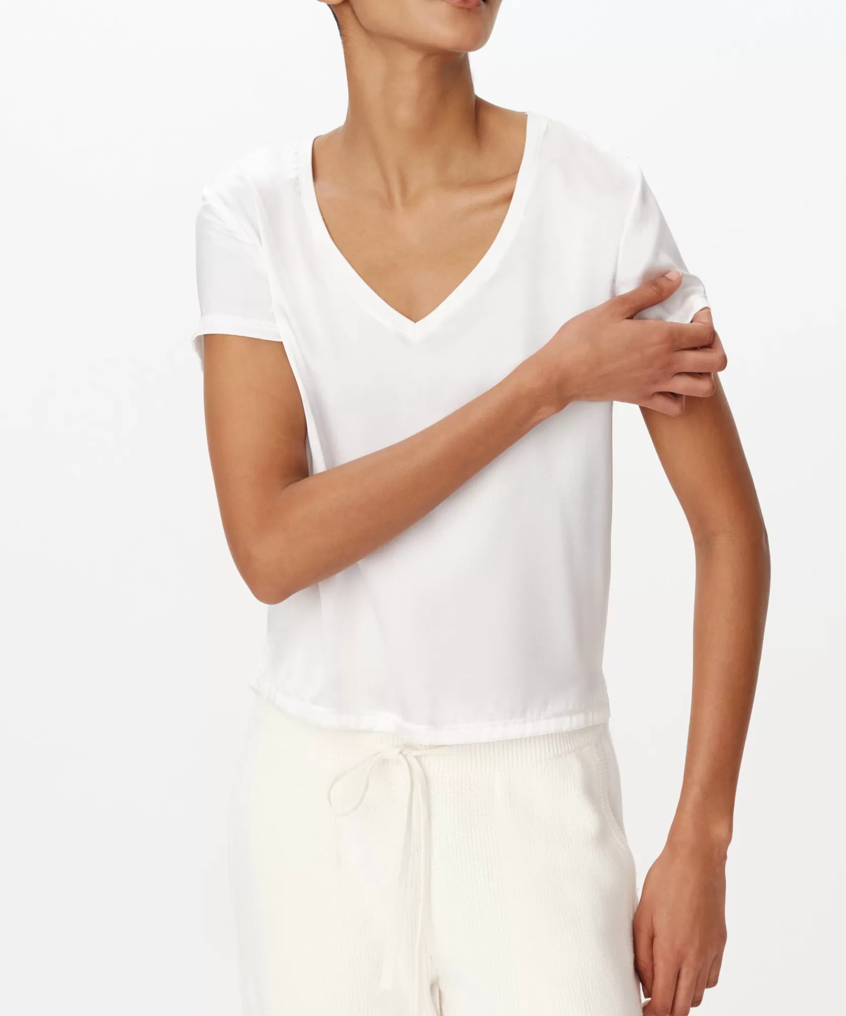 Women ATM Anthony Thomas Melillo Tops & Jersey Shirts | Stretch Charmeuse V-Neck Tee -